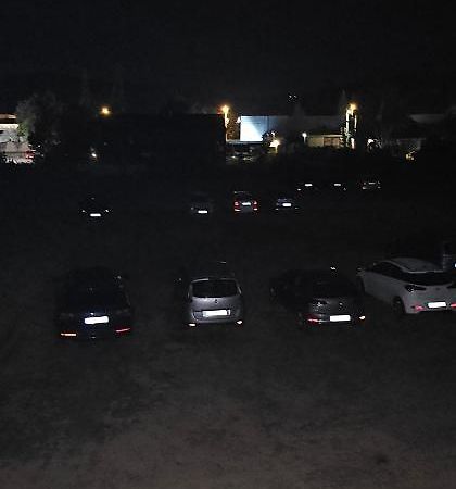 Ekonomic Apartmani Golubovci Bagian luar foto